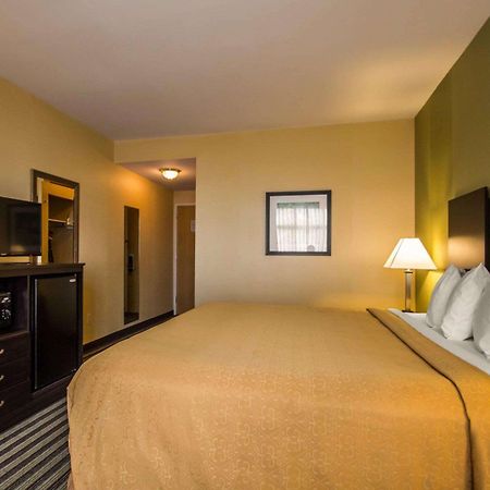 Quality Inn East Haven - New Haven Esterno foto