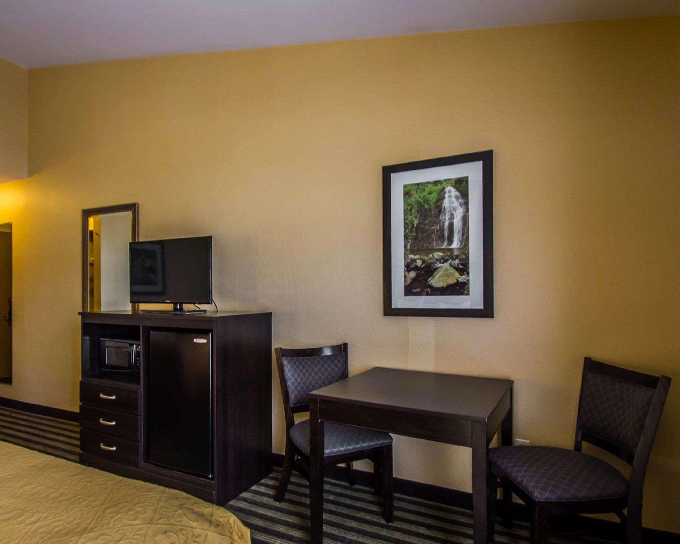 Quality Inn East Haven - New Haven Esterno foto