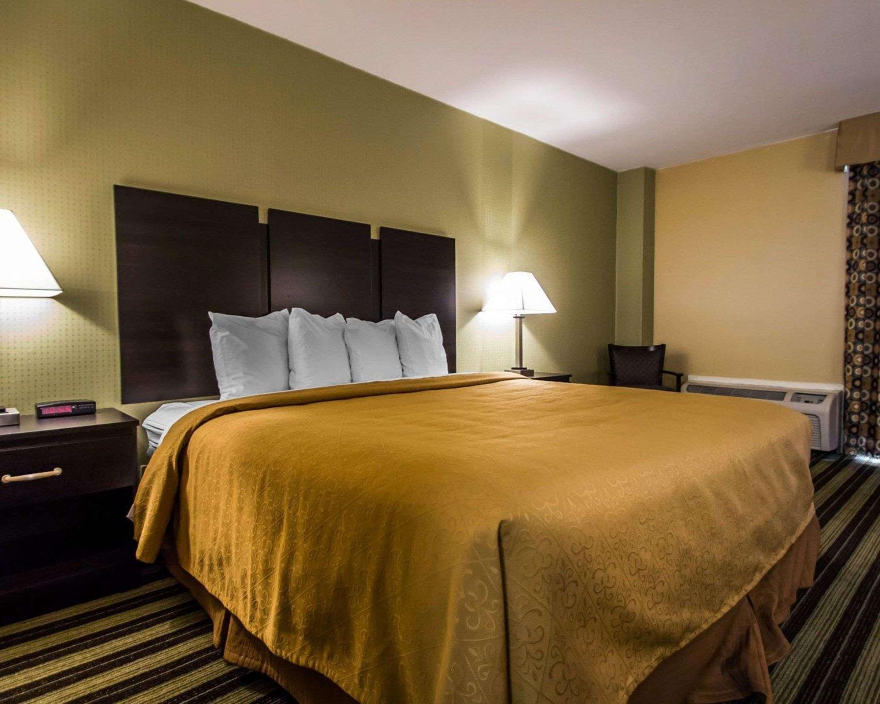 Quality Inn East Haven - New Haven Esterno foto