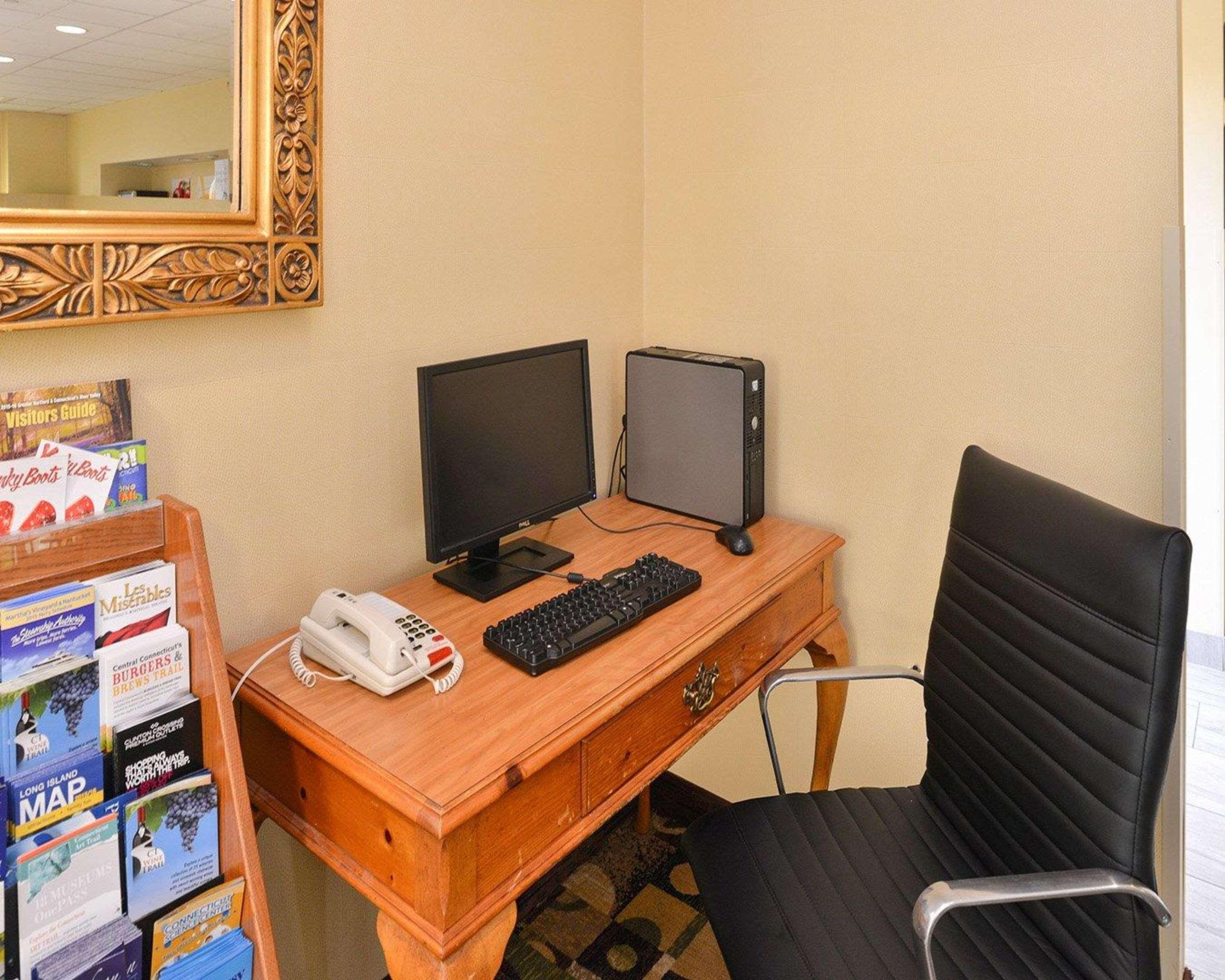 Quality Inn East Haven - New Haven Esterno foto