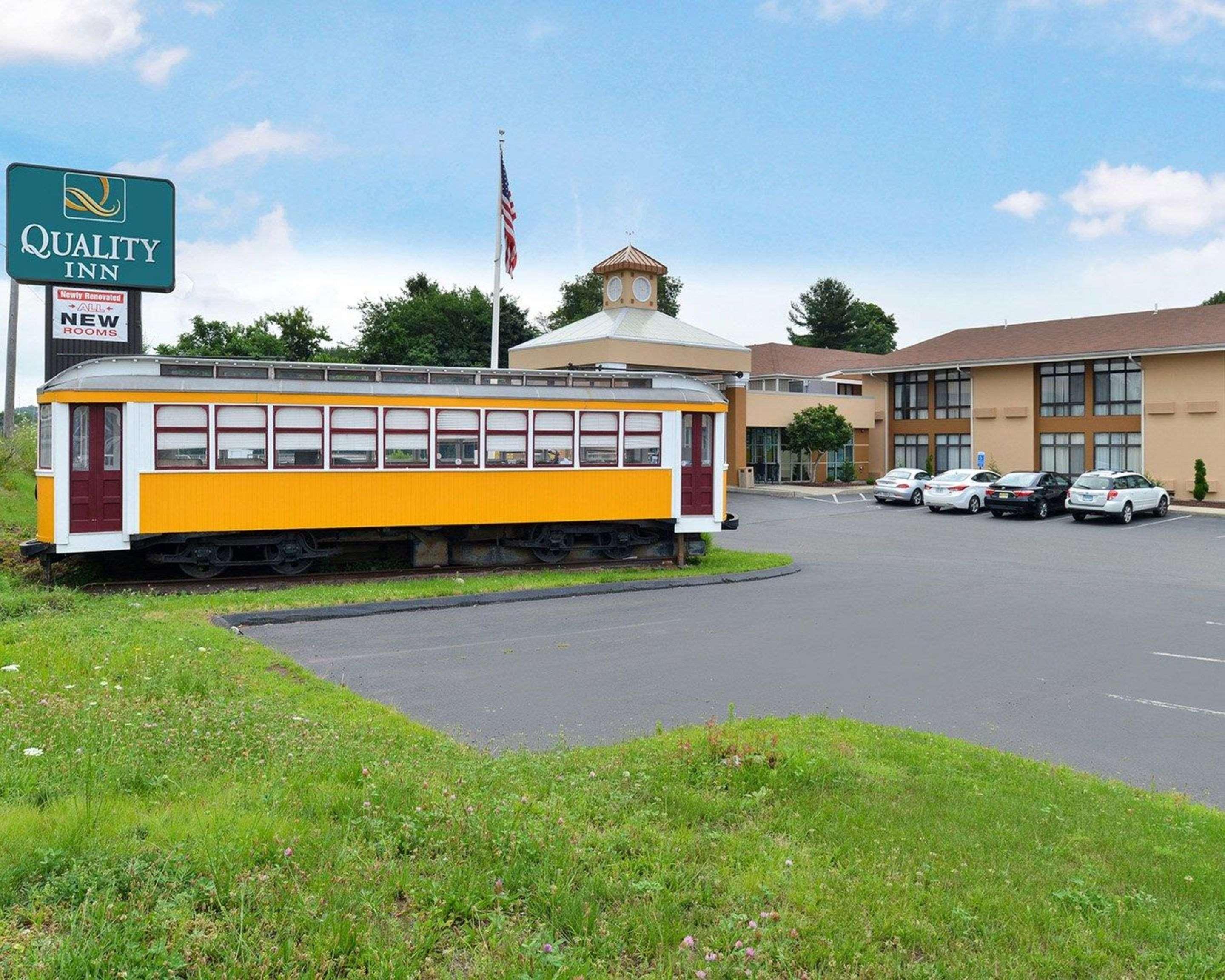 Quality Inn East Haven - New Haven Esterno foto